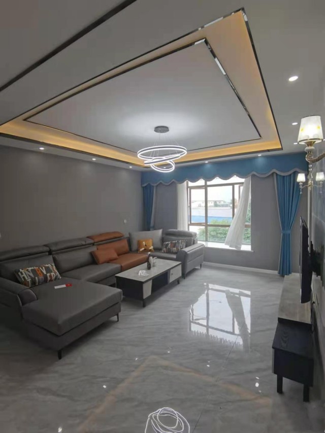 (东坡区)松林苑东区1栋2单元7楼.3室2厅2卫65.8万126m出售