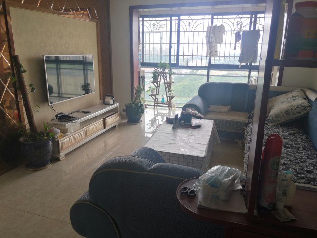 (东坡区)松林苑东区1栋2单元7楼.3室2厅2卫65.8万126m出售