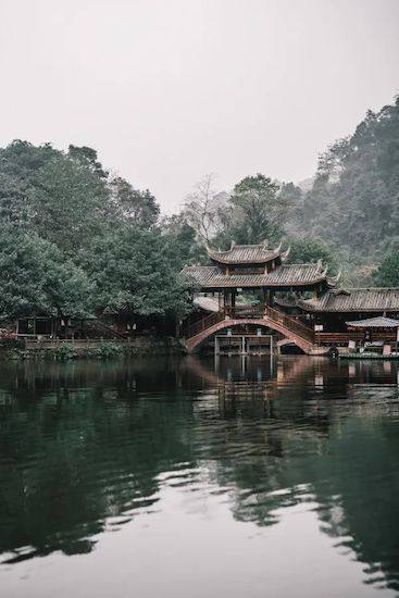 丹棱户籍游客10元/人·次(凭身份证 丹棱县外游客20元/人·次 小编